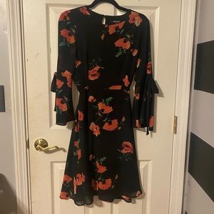 Nine West floral tie and zip dress